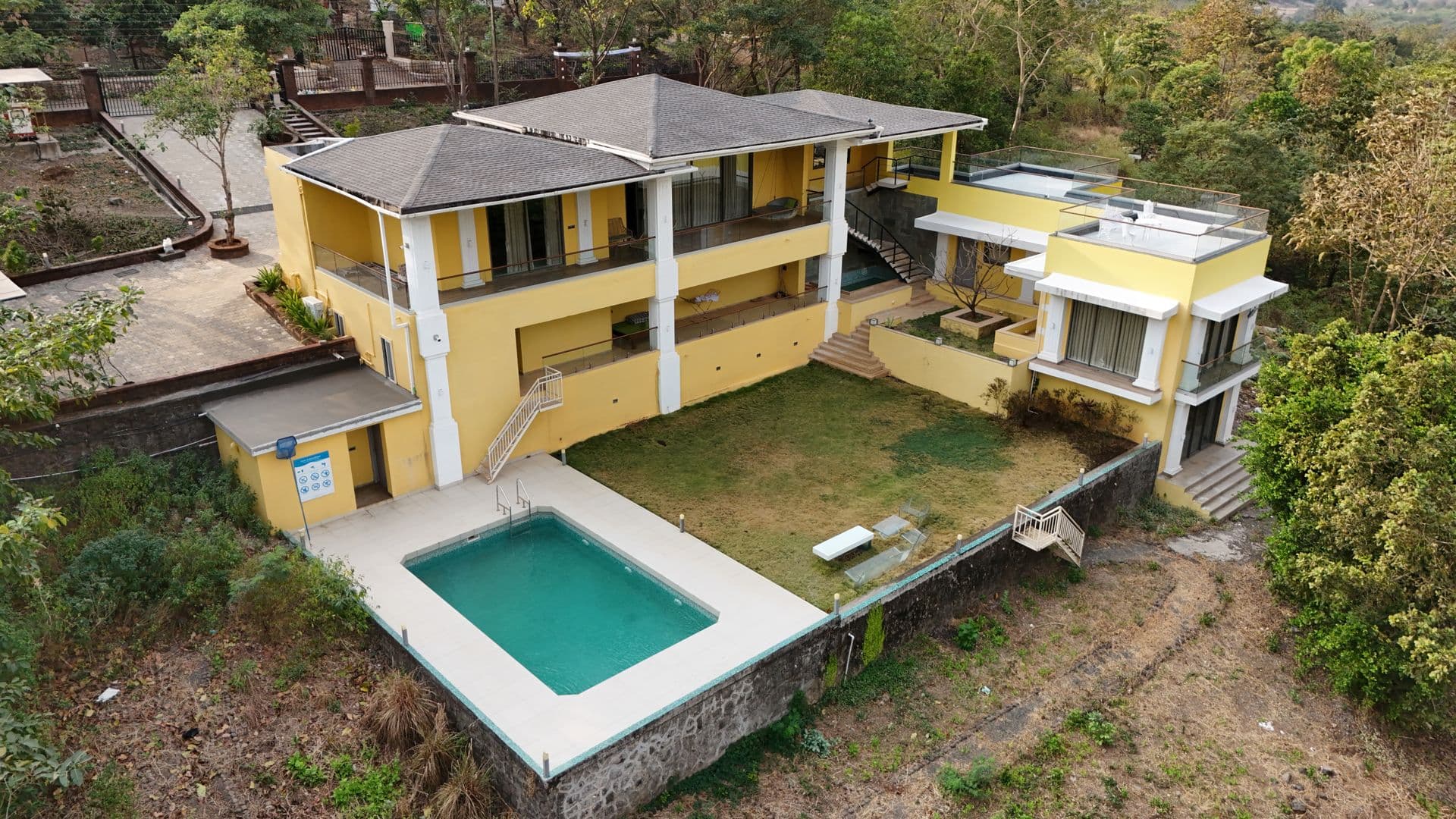 Natural Building & Sustainable Construction project 20