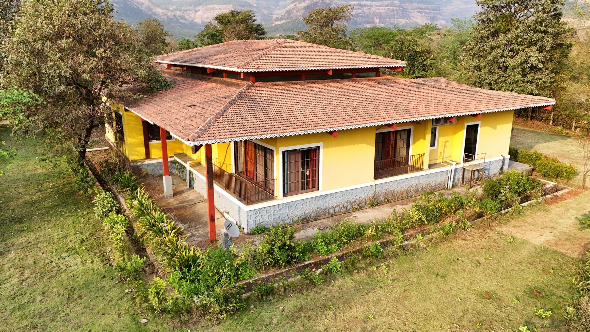 Natural Building & Sustainable Construction project 23